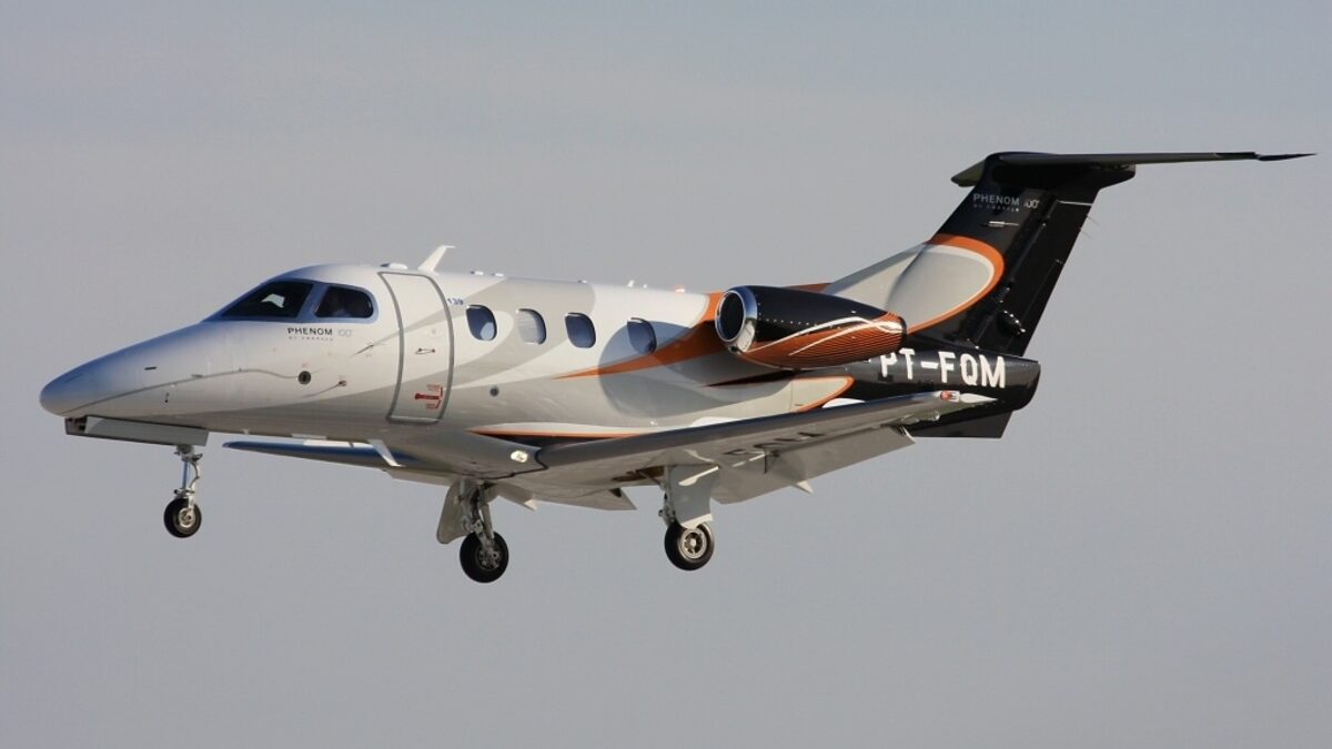 Embraer Phenom 100 light jet on approach